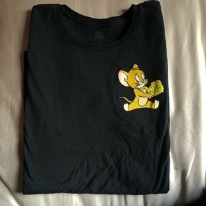 Black men’s Tom & jerry graphic t-shirt